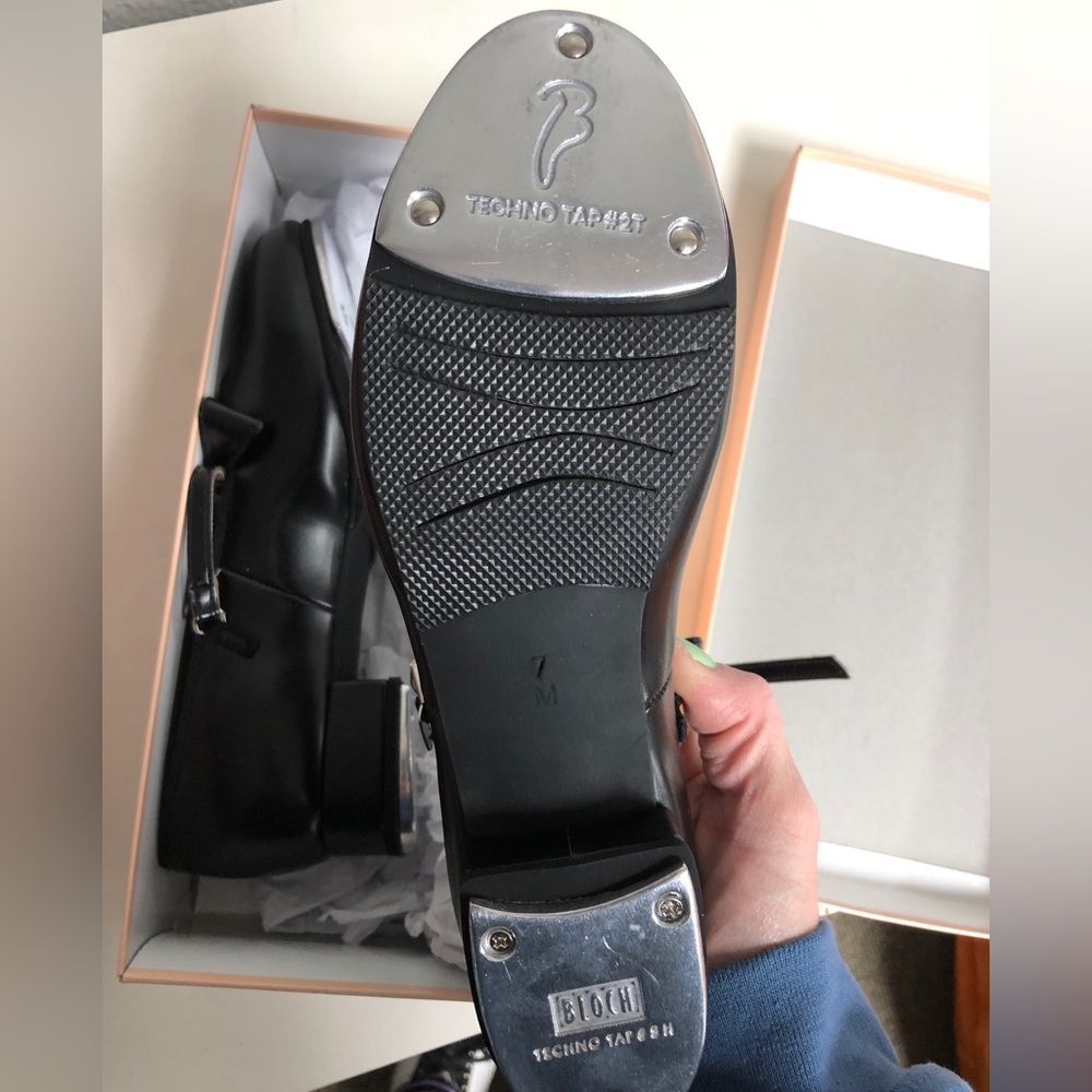 Bloch Merry Jane tap shoe size 7 NEW